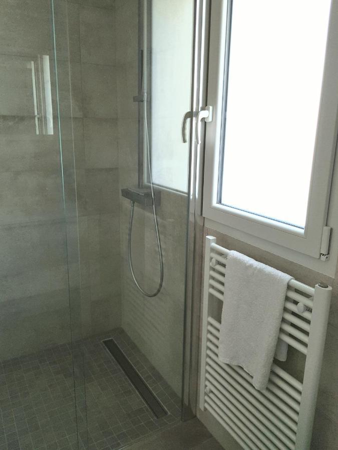 Chambre D'Hotes Du Muguet Avec Sdb Privative Le Mans Exterior photo